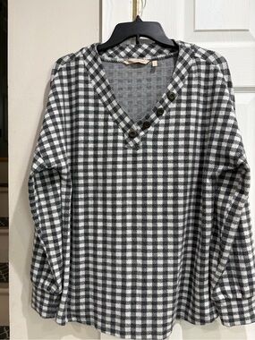 Soft Surroundings Gray and Black Gingham Yoke Pullover
